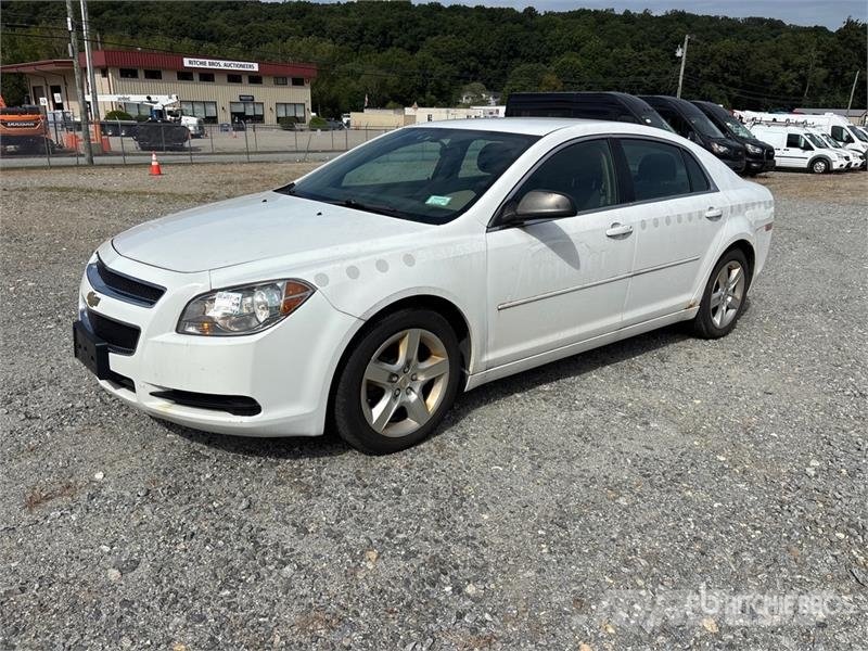 Chevrolet Malibu Automašīnas