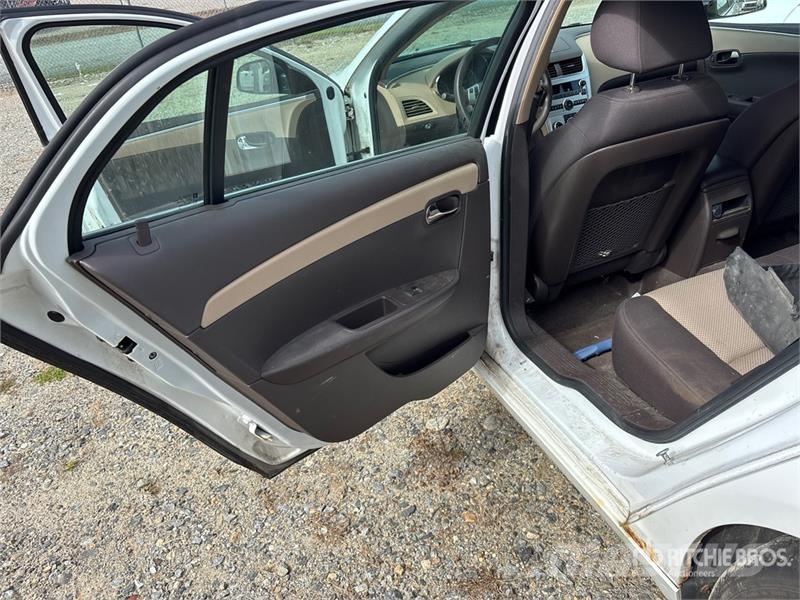 Chevrolet Malibu Automašīnas