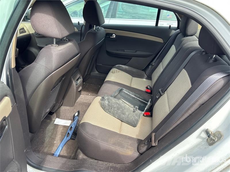 Chevrolet Malibu Automašīnas