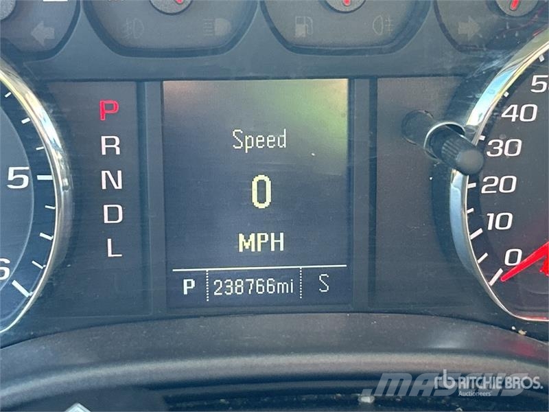 Chevrolet Silverado 1500 4x4 Extended Cab Pickup Inne