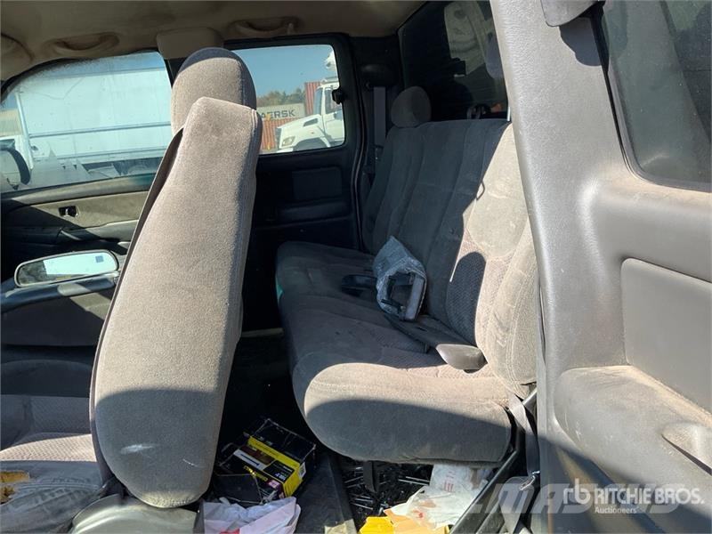 Chevrolet Silverado 1500 4x4 Extended Cab Pickup Ostalo