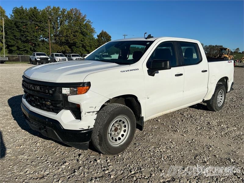 Chevrolet Silverado 1500 4x4 Crew Cab Pickup 其他