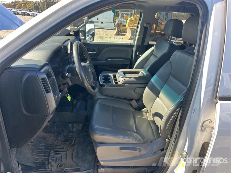 Chevrolet Silverado 1500 4x4 Extended Cab Pickup Inne