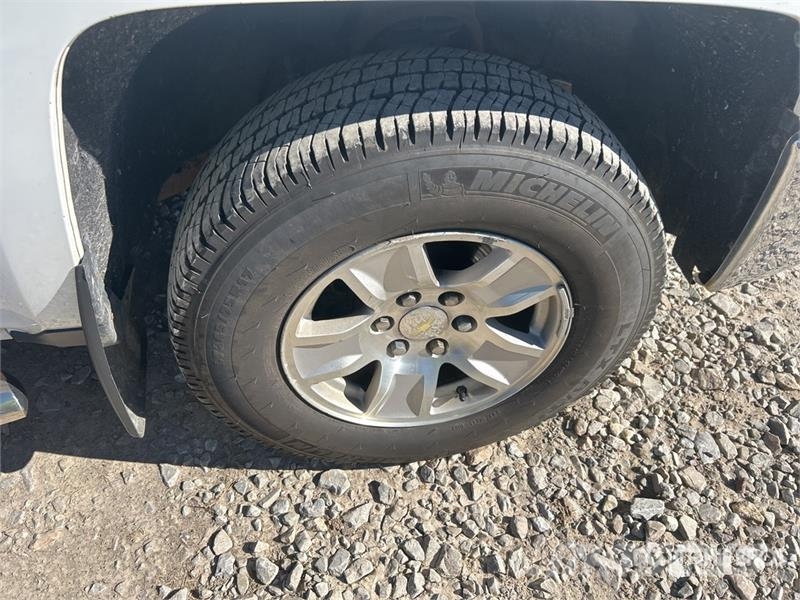 Chevrolet Silverado 1500 4x4 Extended Cab Pickup Inne