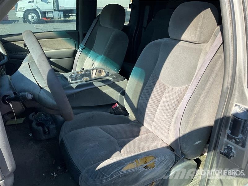 Chevrolet Silverado 1500 4x4 Extended Cab Pickup Ostalo