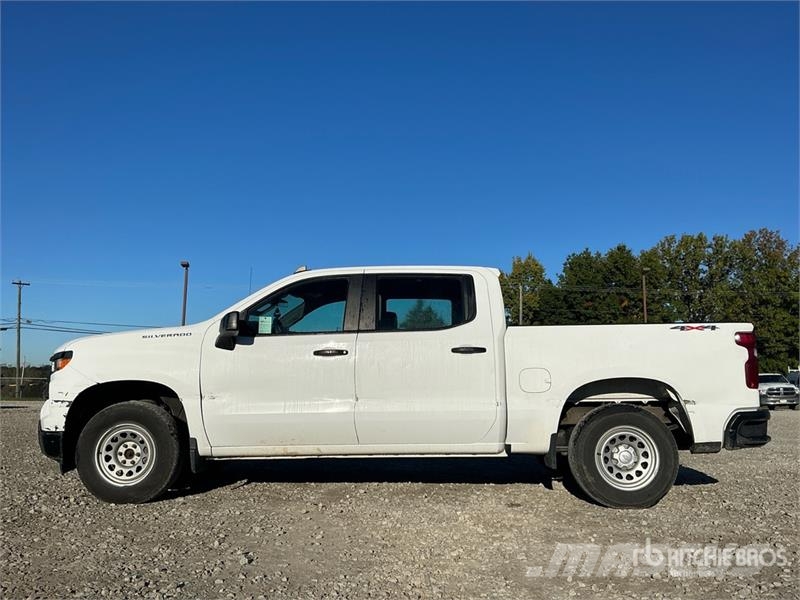 Chevrolet Silverado 1500 4x4 Crew Cab Pickup 其他