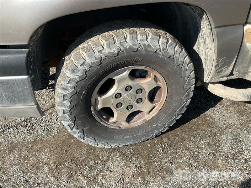Chevrolet Silverado 1500 4x4 Extended Cab Pickup Ostalo