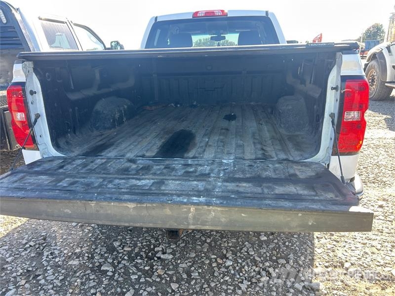 Chevrolet Silverado 1500 4x4 Extended Cab Pickup Inne