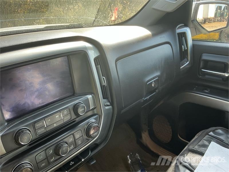 Chevrolet Silverado 1500 其他