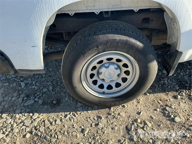 Chevrolet Silverado 1500 4x4 Crew Cab Pickup 其他