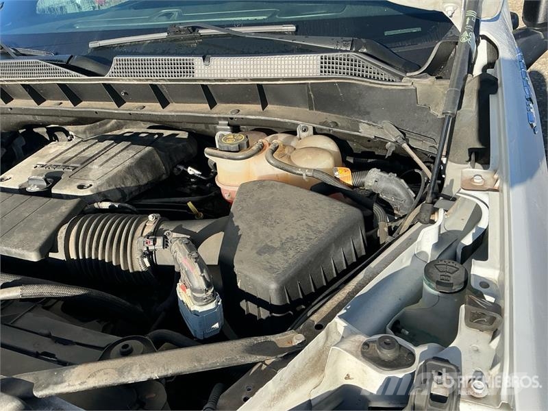 Chevrolet Silverado 1500 4x4 Crew Cab Pickup 其他