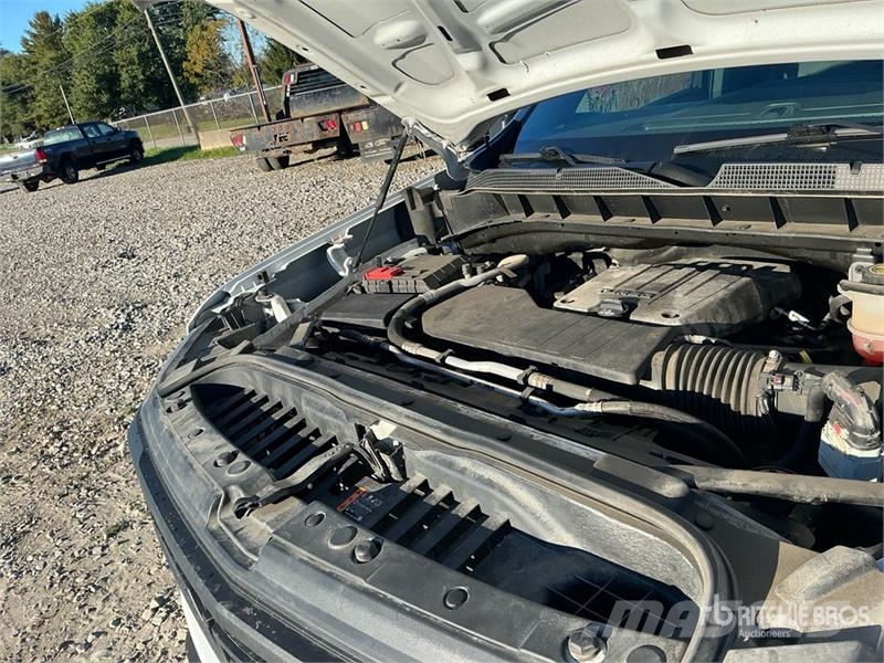 Chevrolet Silverado 1500 4x4 Crew Cab Pickup 其他