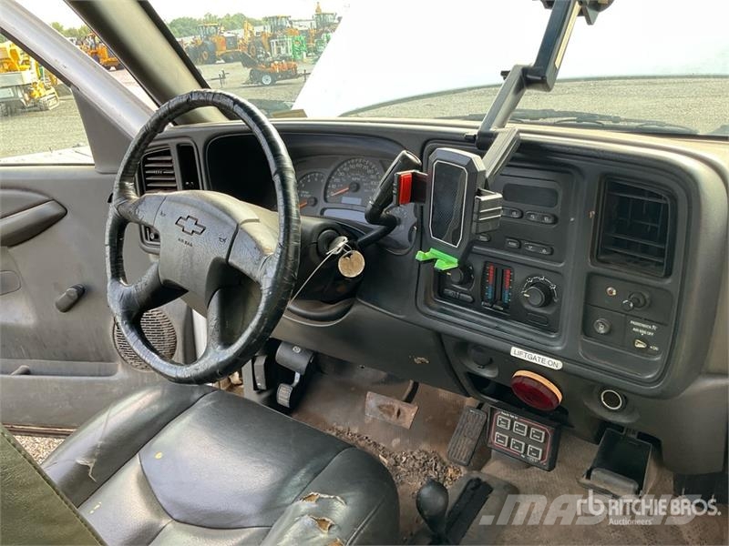 Chevrolet Silverado 2500HD 4x4 Pickup (Inoperable) Andre varebiler
