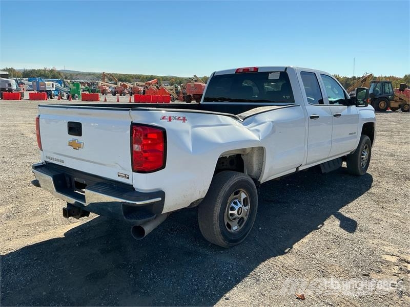 Chevrolet Silverado 2500HD 4x4 Extended Cab Pickup Autre fourgon / utilitaire