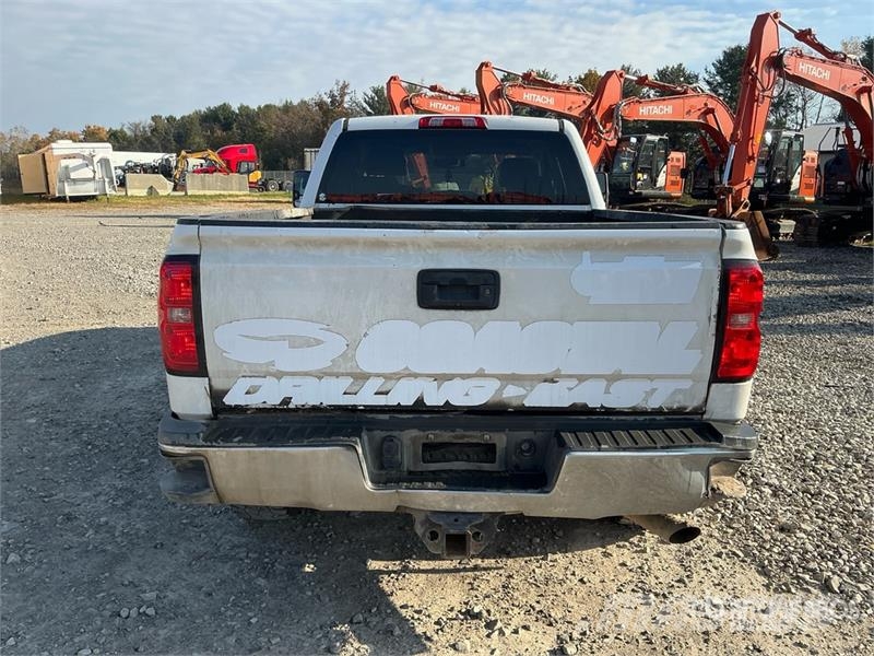 Chevrolet Silverado 2500HD 4x4 Dual Cab Pickup Andre