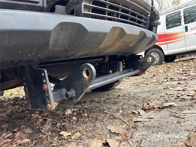 Chevrolet Silverado 2500HD 4x4 Crew Cab Pickup Övriga bilar