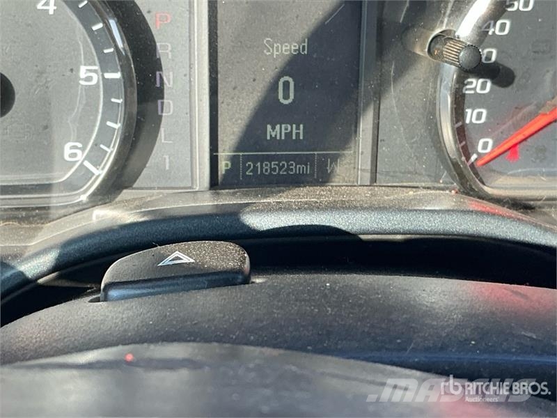 Chevrolet Silverado 2500HD 4x4 Dual Cab Pickup Andre