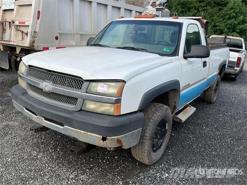 Chevrolet Silverado 2500HD 4x4 Pickup (Inoperable) Andre varebiler
