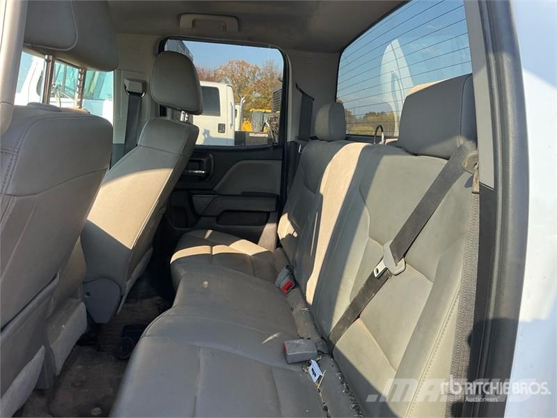 Chevrolet Silverado 2500HD 4x4 Dual Cab Pickup Citi