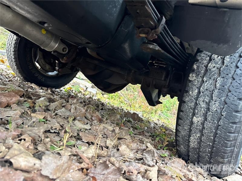Chevrolet Silverado 2500HD 4x4 Crew Cab Pickup その他