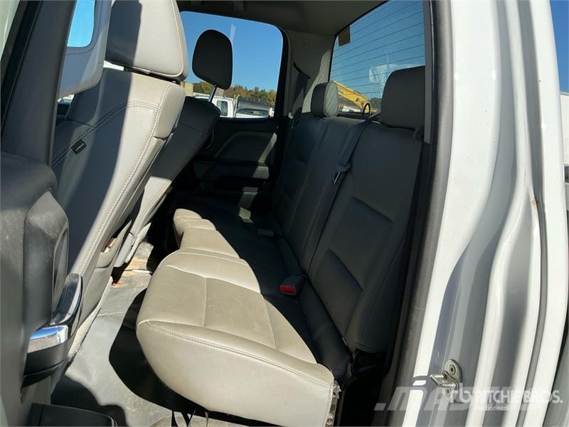 Chevrolet Silverado 2500HD 4x4 Extended Cab Pickup Autre fourgon / utilitaire