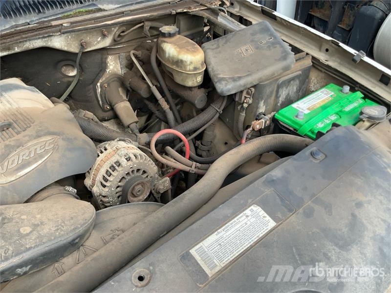 Chevrolet Silverado 2500HD 4x4 Pickup (Inoperable) Andre varebiler