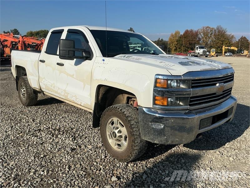 Chevrolet Silverado 2500HD 4x4 Dual Cab Pickup Andre