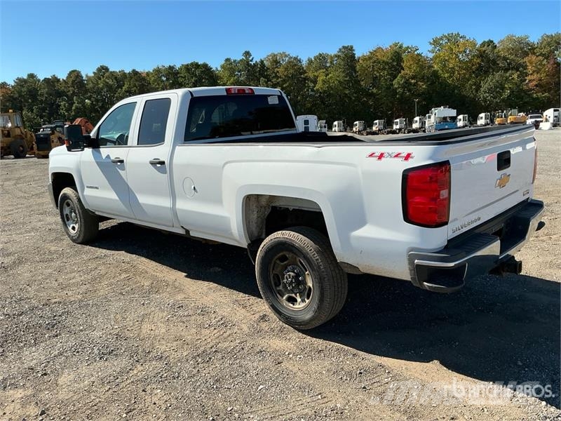 Chevrolet Silverado 2500HD 4x4 Extended Cab Pickup Autre fourgon / utilitaire