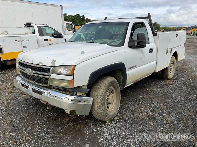 Chevrolet Silverado 2500HD 4x4 Utility Truck Pick up/Dropside