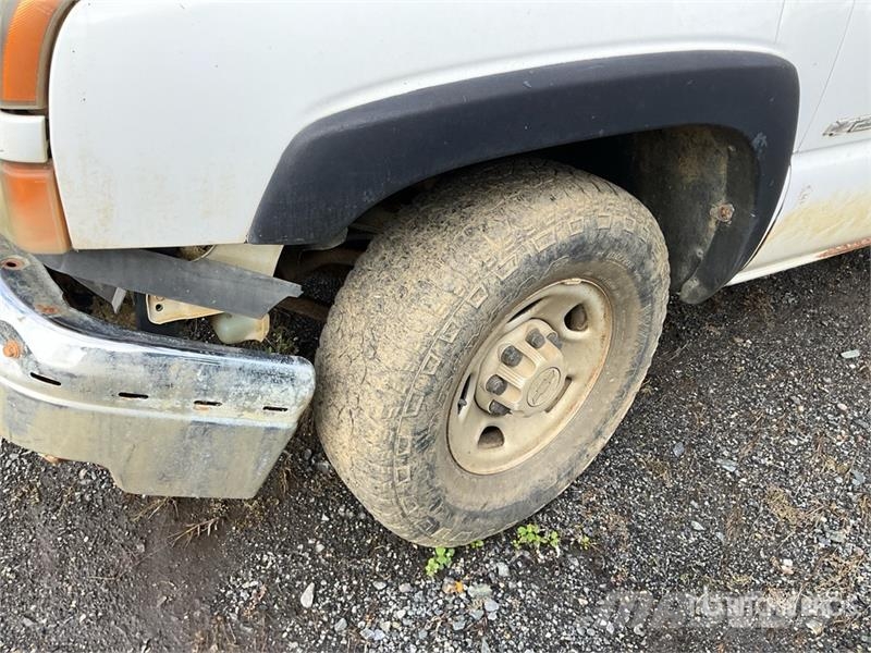 Chevrolet Silverado 2500HD 4x4 Utility Truck Pick up/Dropside