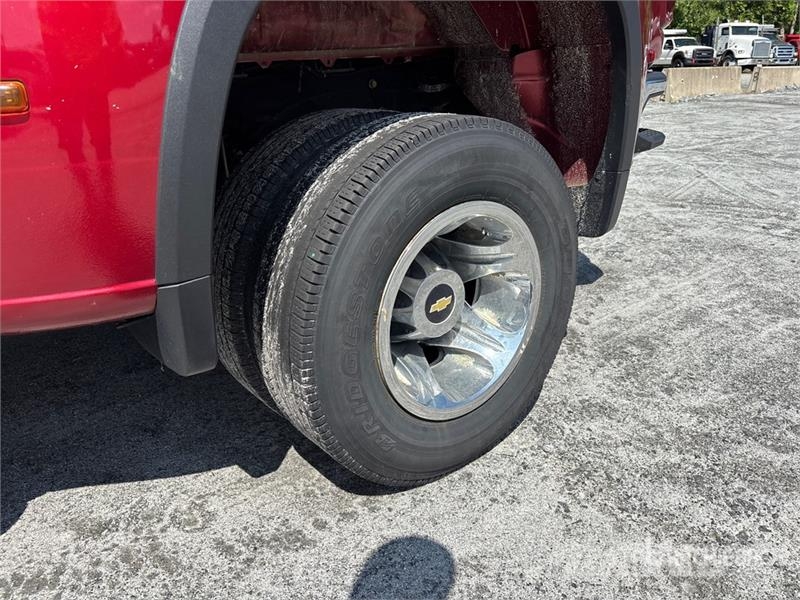 Chevrolet Silverado 3500HD LTZ 4x4 Crew Cab Pickup Övriga bilar