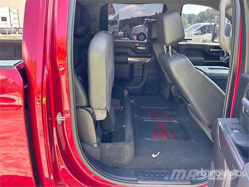 Chevrolet Silverado 3500HD LTZ 4x4 Crew Cab Pickup Övriga bilar