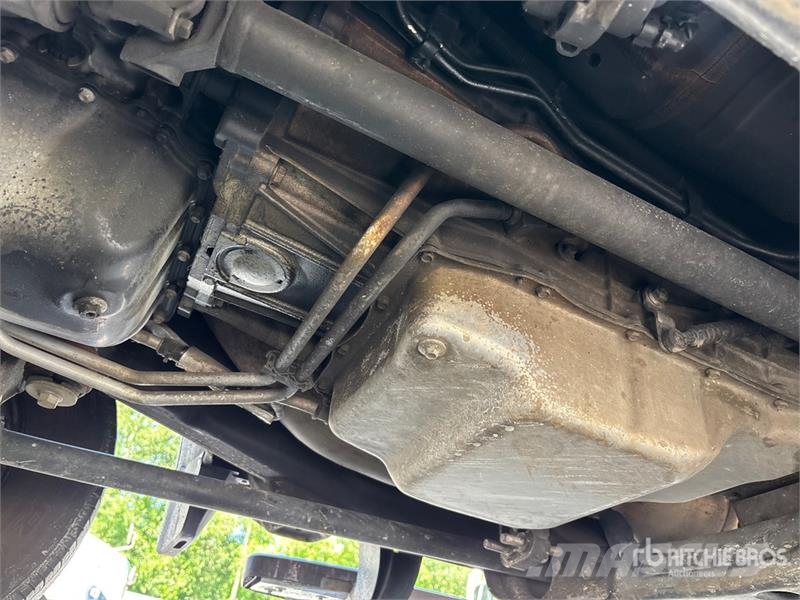 Chevrolet Silverado 3500HD LTZ 4x4 Crew Cab Pickup Övriga bilar