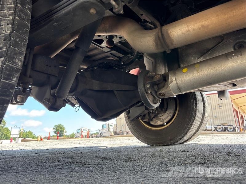 Chevrolet Silverado 3500HD LTZ 4x4 Crew Cab Pickup Övriga bilar