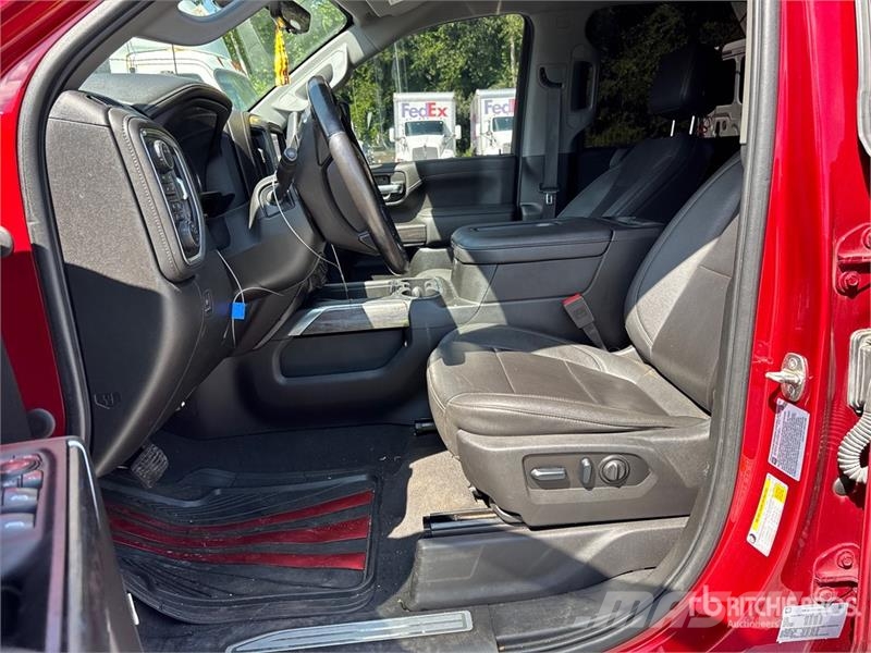 Chevrolet Silverado 3500HD LTZ 4x4 Crew Cab Pickup Övriga bilar