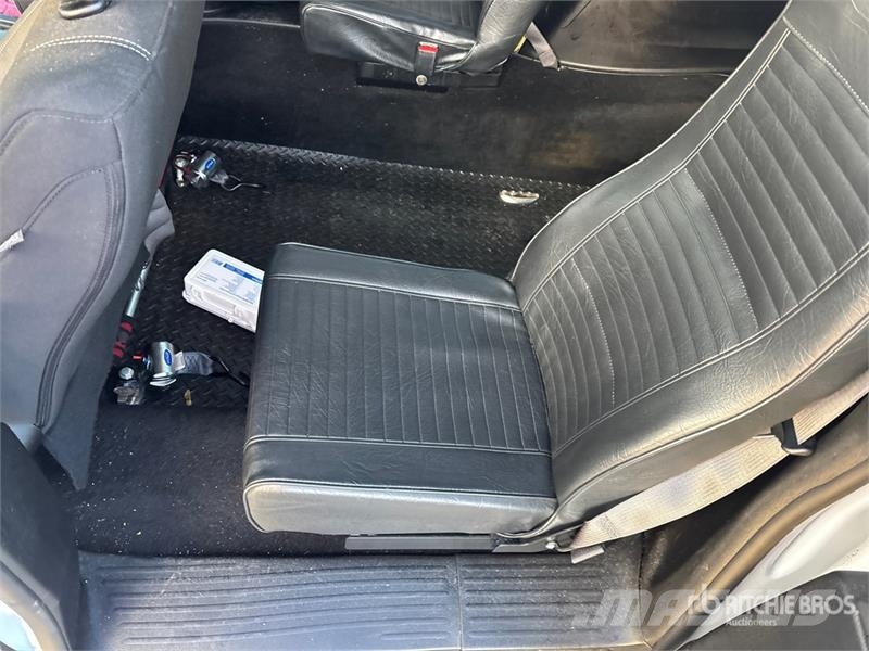 Chrysler Pacifica Handicapped Ramp Van Minivan Легковые автомобили