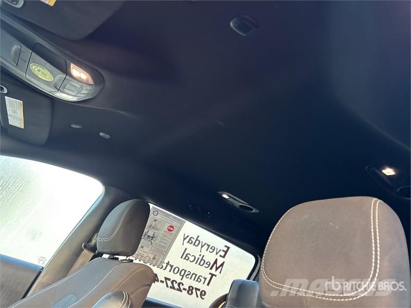 Chrysler Pacifica Handicapped Ramp Van Minivan Легковые автомобили
