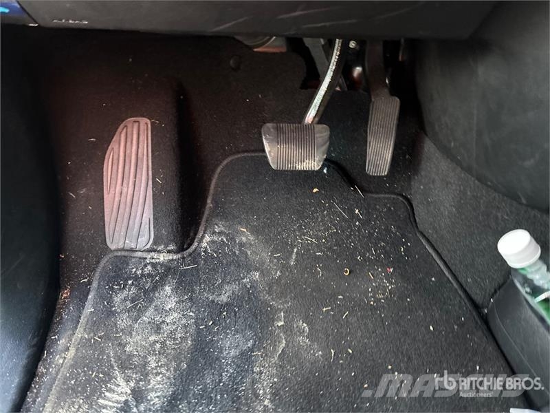 Chrysler Pacifica Handicapped Ramp Van Minivan Легковые автомобили