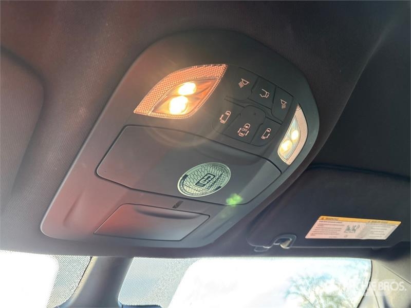 Chrysler Pacifica Handicapped Ramp Van Minivan Легковые автомобили