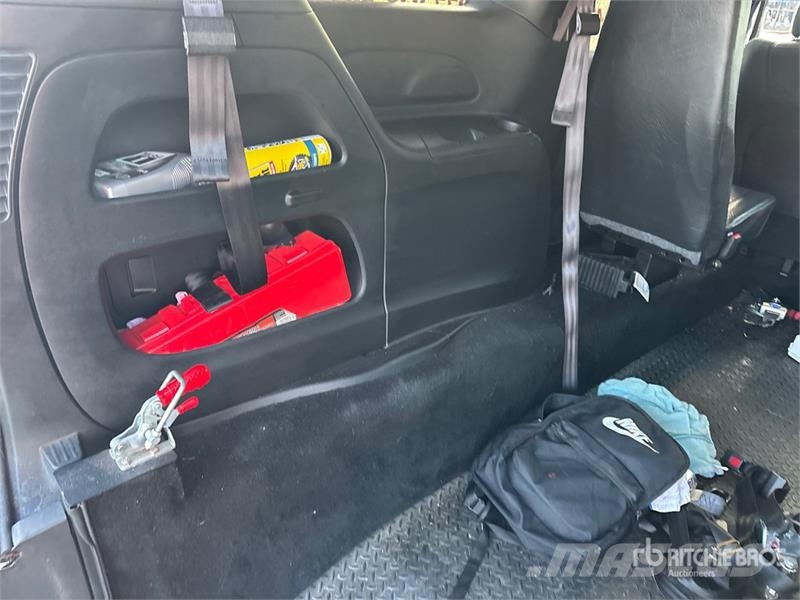 Chrysler Pacifica Handicapped Ramp Van Minivan Легковые автомобили