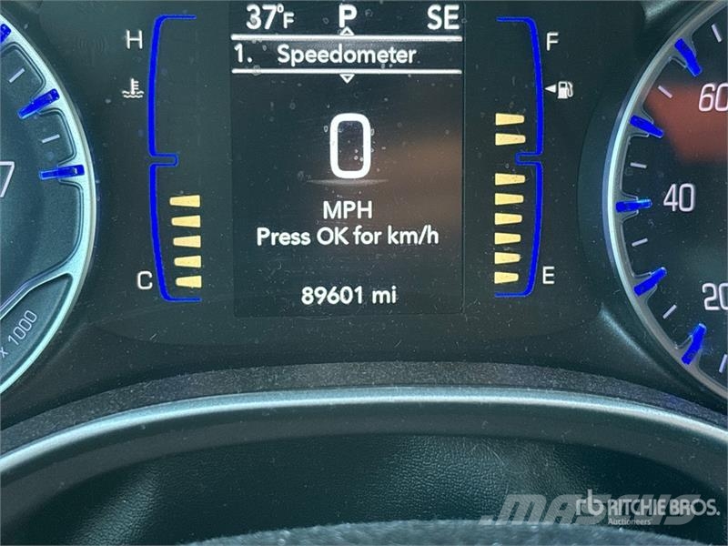 Chrysler Voyager Minivan Henkilöautot