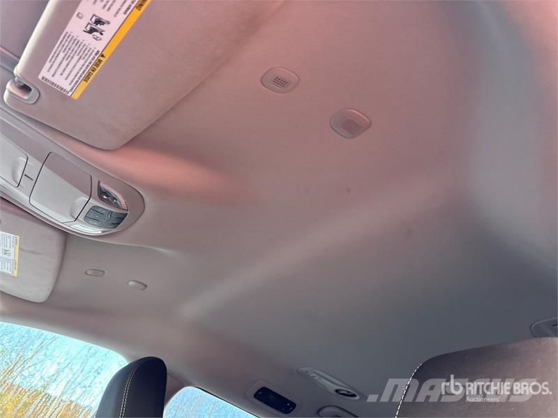 Chrysler Voyager Minivan Henkilöautot