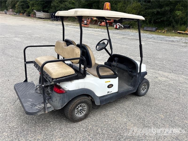 Club Car Tempo Connect Electric Golf Cart Golfkocsik