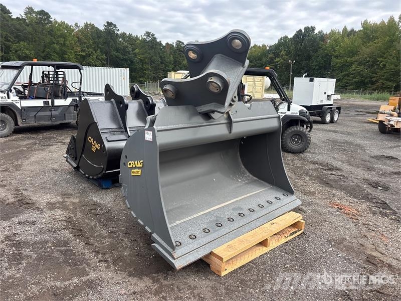 Craig 72 in Hydraulic Tilting Excavator Bucket - Fits Vo Žlice