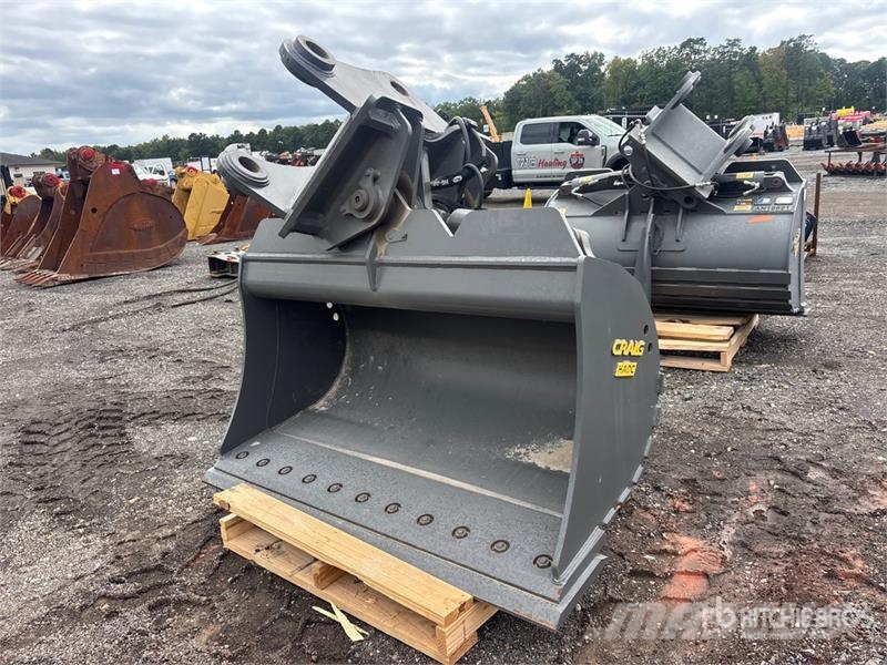 Craig 72 in Hydraulic Tilting Excavator Bucket - Fits Vo Kašike / Korpe
