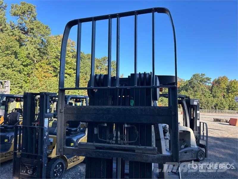 Crown RC5545-40 3750 lb Electric Forklift Carretillas de horquilla eléctrica