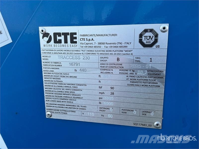 CTE 230 Crawler Diesel Articulating Boom Lift رافعات سلة مفصلية