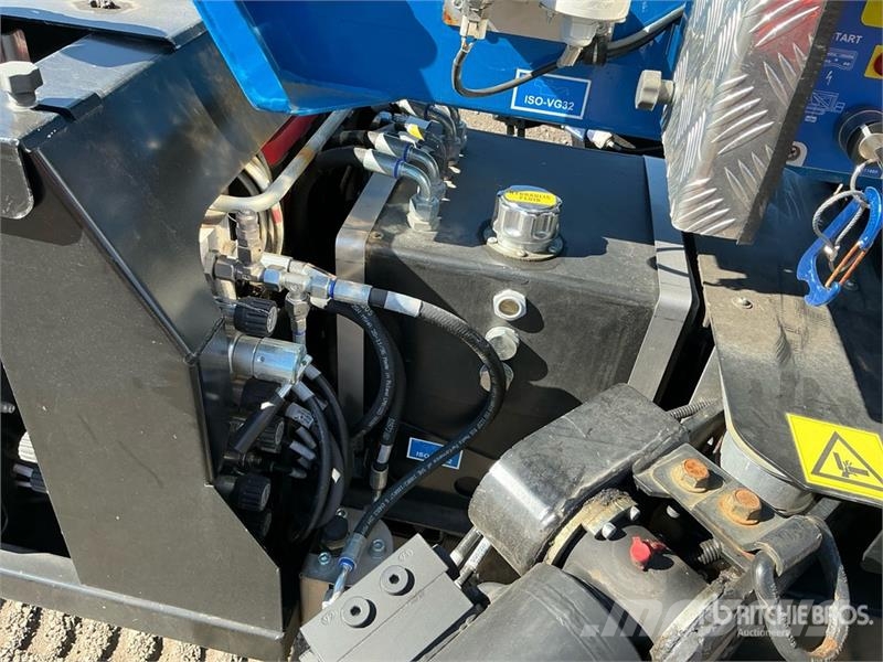 CTE 230 Crawler Diesel Articulating Boom Lift رافعات سلة مفصلية