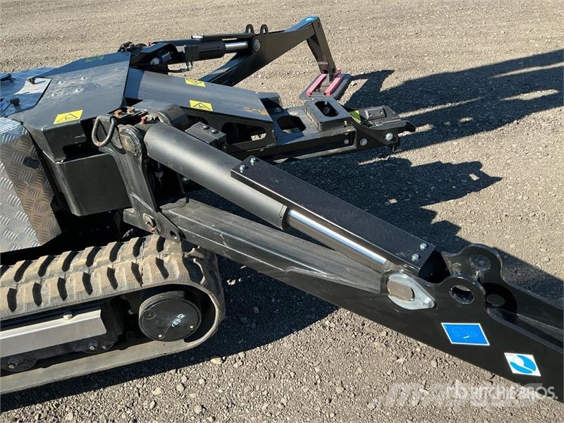 CTE 230 Crawler Diesel Articulating Boom Lift رافعات سلة مفصلية