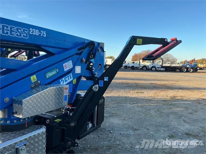 CTE Traccess 230 Crawler Diesel Articulating Boom Lift Kuukulkijat